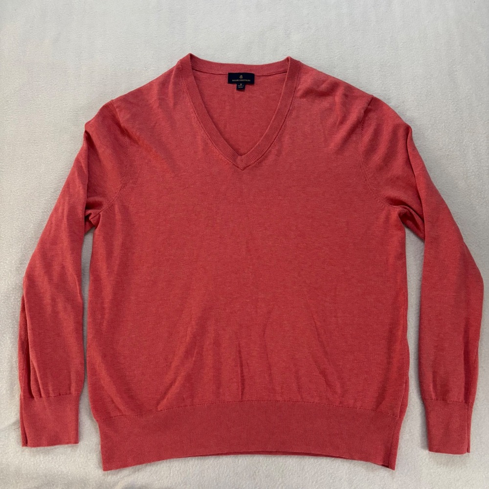 Brooks Brothers Mens Medium V-Neck Combed Cotton Sweater Salmon Pink Coral